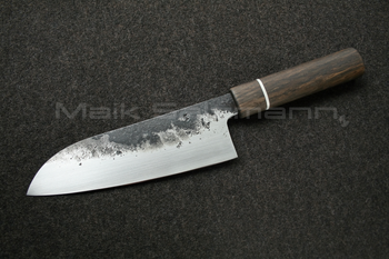 Maik Salzmann Kitchen knife Dr M auf 350 mLogo